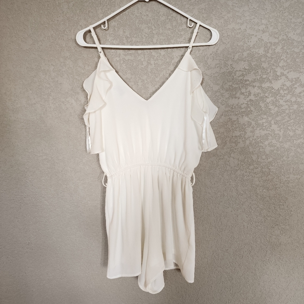 She + SKY White Cold Shoulder Shirt Jumsuit Size SMALL - Picture 4 of 7